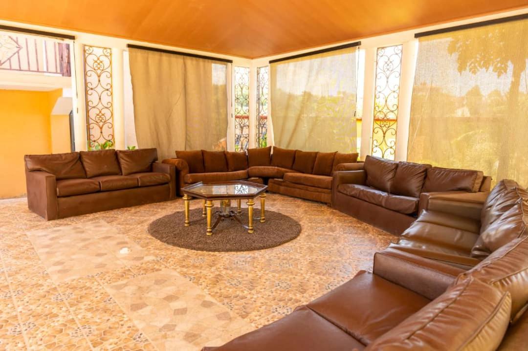 Vivy Hill'S Hotel Port-au-Prince Luaran gambar